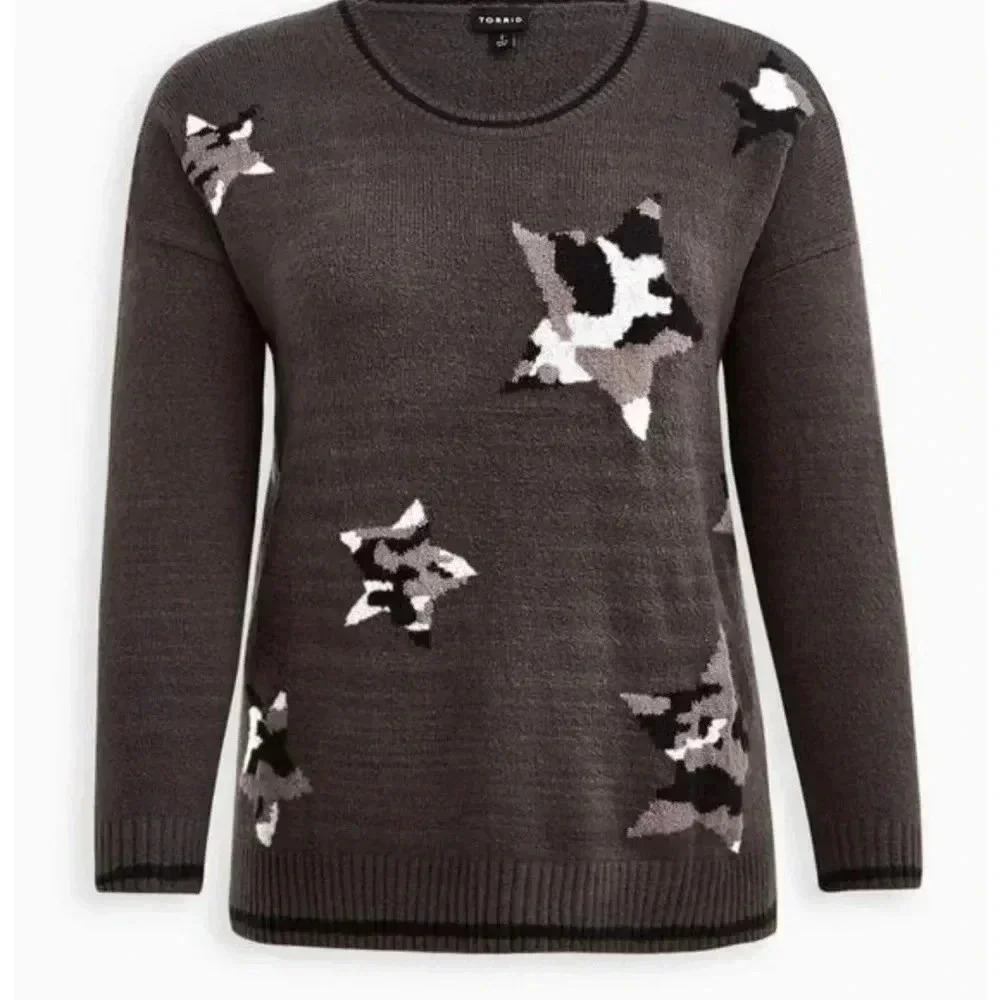 Torrid Gray Camo‎ Star Print Crew Neck Sweater Size 00 - Picture 2 of 5